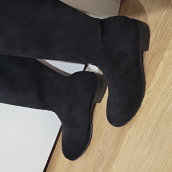 Kaitlyn Pan Paisley Slim Fit Over The Knee Flat Heel Boots Black Suede - Picture 8 of 14